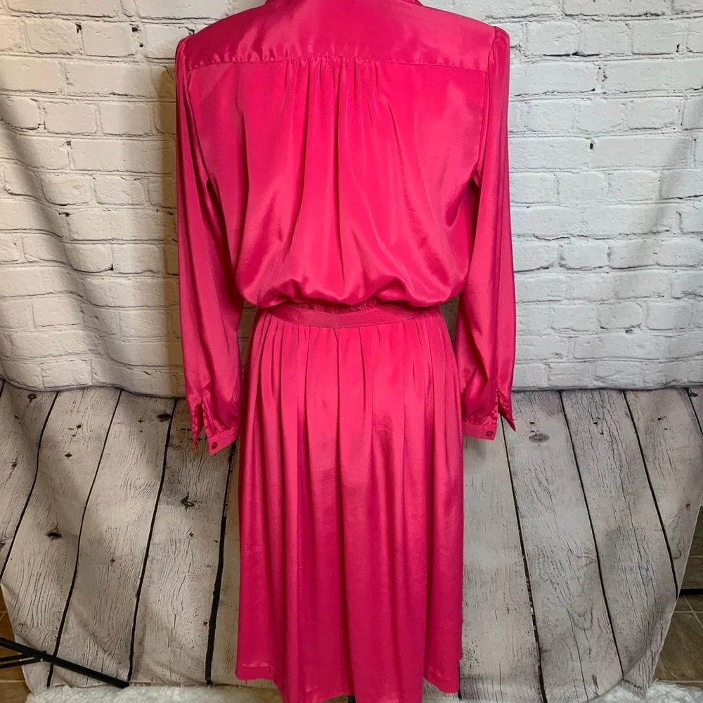 Andrea Gayle || vintage hot pink dress - Picture 4 of 5